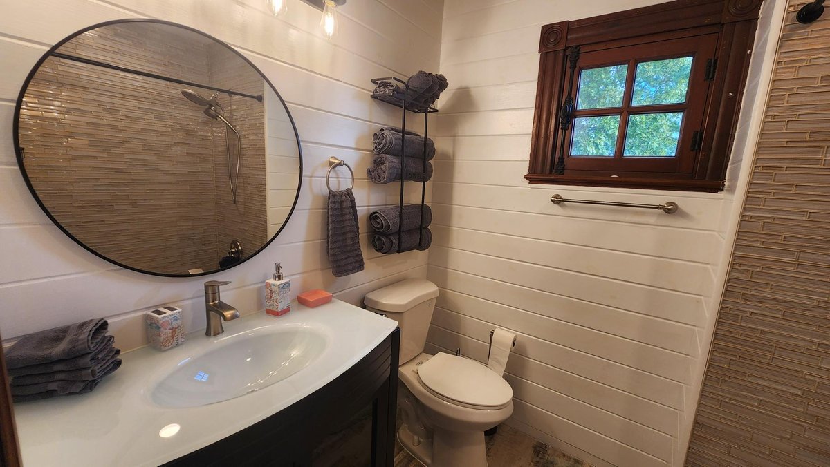 Second Bathroom 2