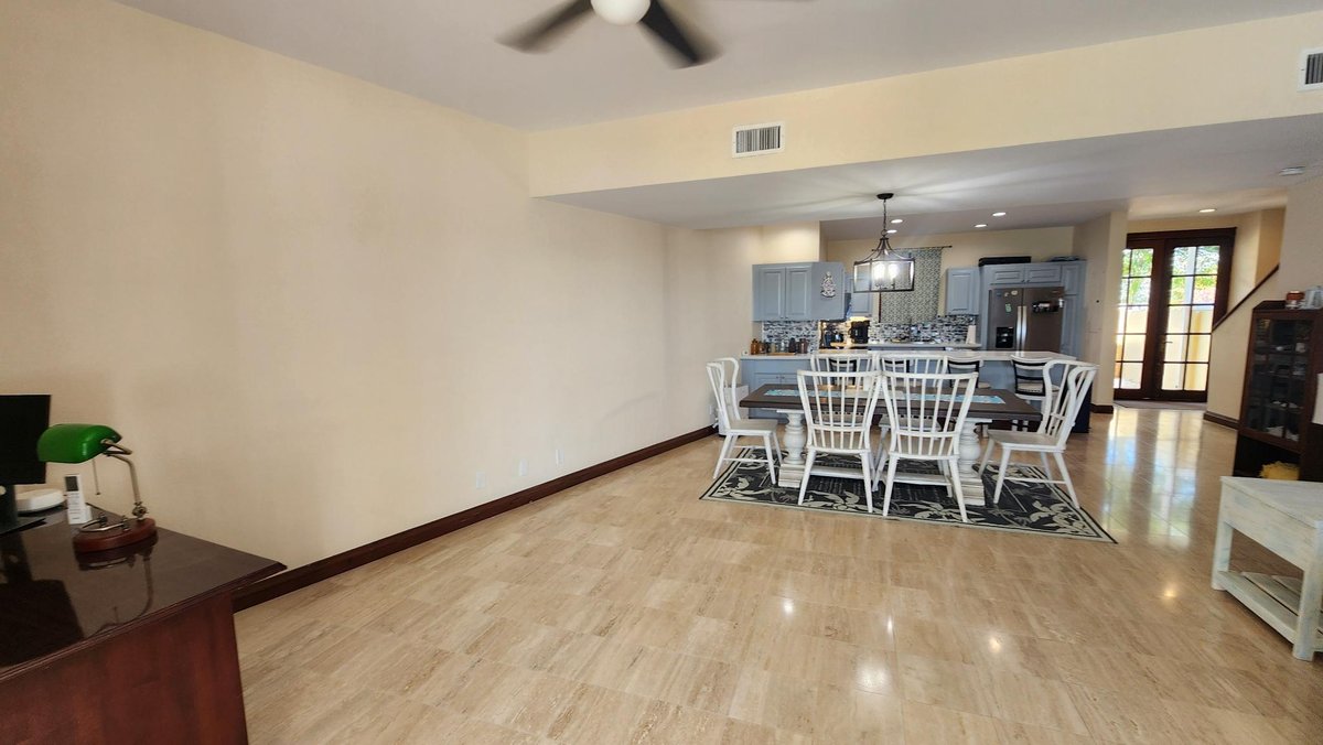 Living Room 11