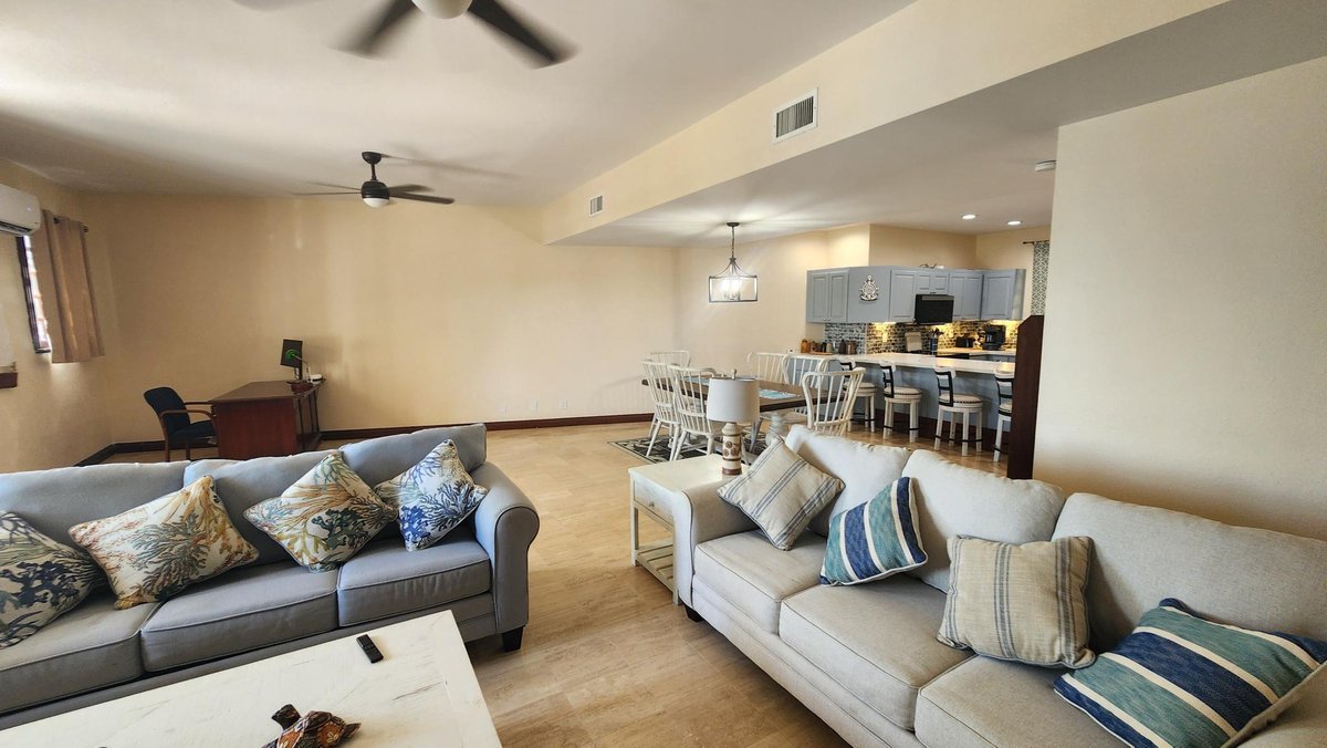 Living Room 7