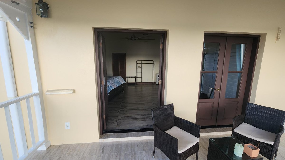 Main Bedroom Porch